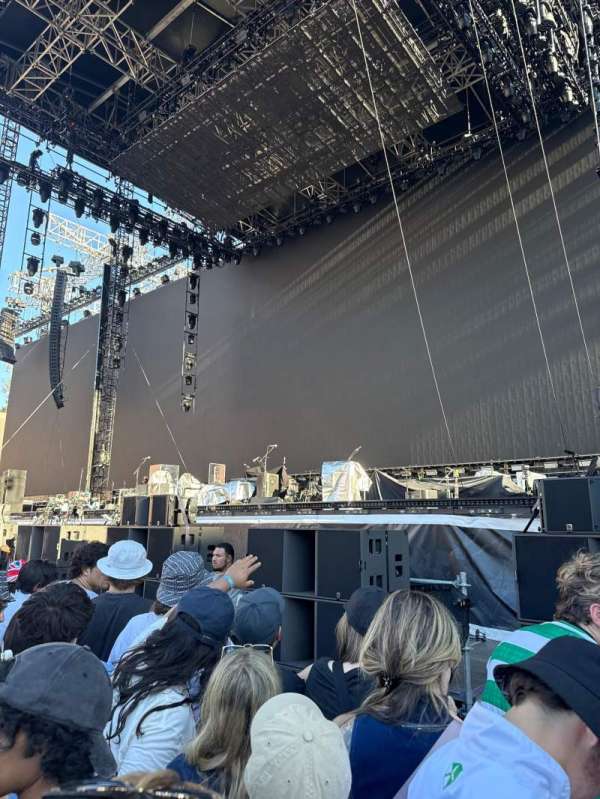 Rose Bowl, section: FLOOR