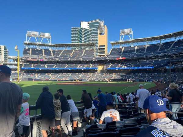 Petco Park, section: 124, row: 19, seat: 8
