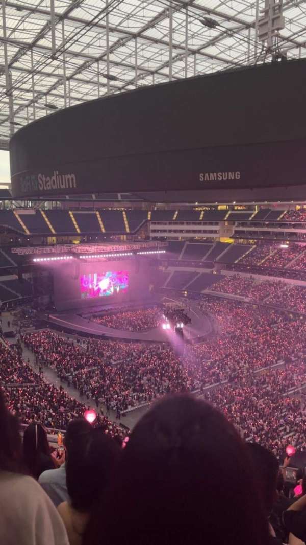 SoFi Stadium, section: 330, row: 8, seat: 12