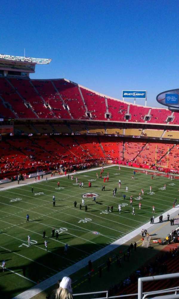 Arrowhead Stadium, section: 308, row: 12, seat: 5