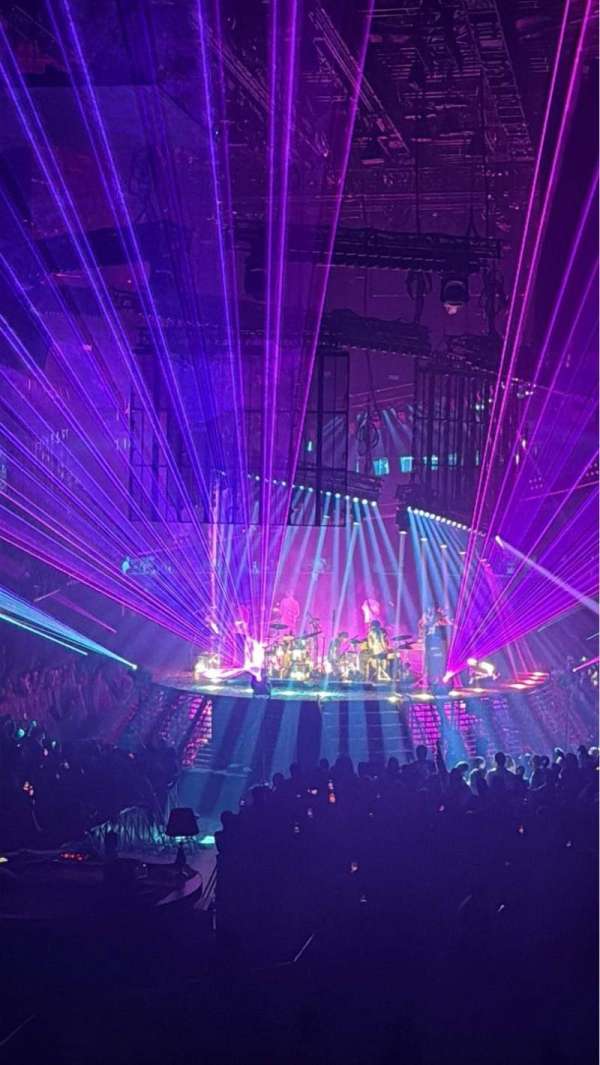 Kia Forum, section: 120, row: 7, seat: 2