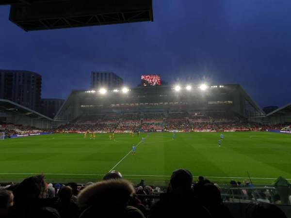 Gtech Community Stadium, section: N124, row: 14, seat: 611