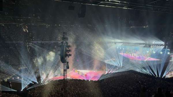 Paris La Défense Arena, section: 417, row: 49, seat: 13