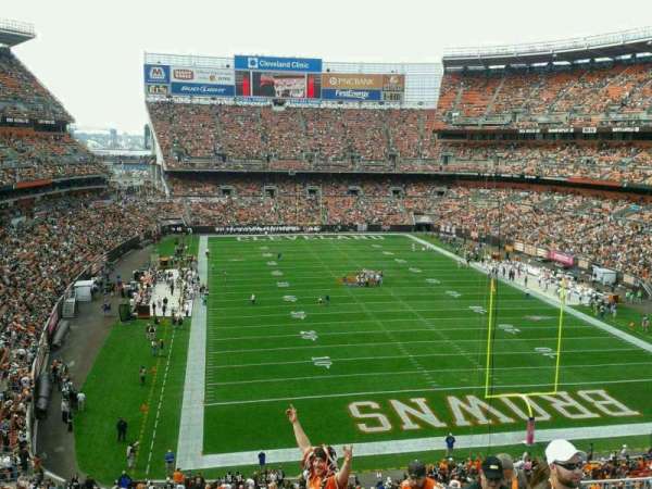 Huntington Bank Field, section: 318
