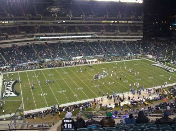Lincoln Financial Field, section: 222, row: 14, seat: 9