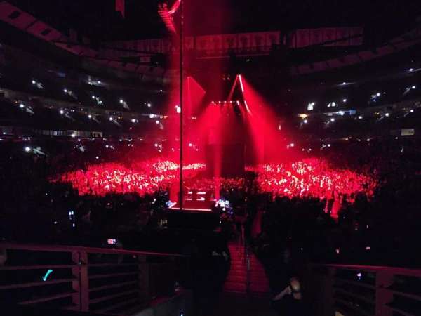 United Center, section: 105, row: 19, seat: 27