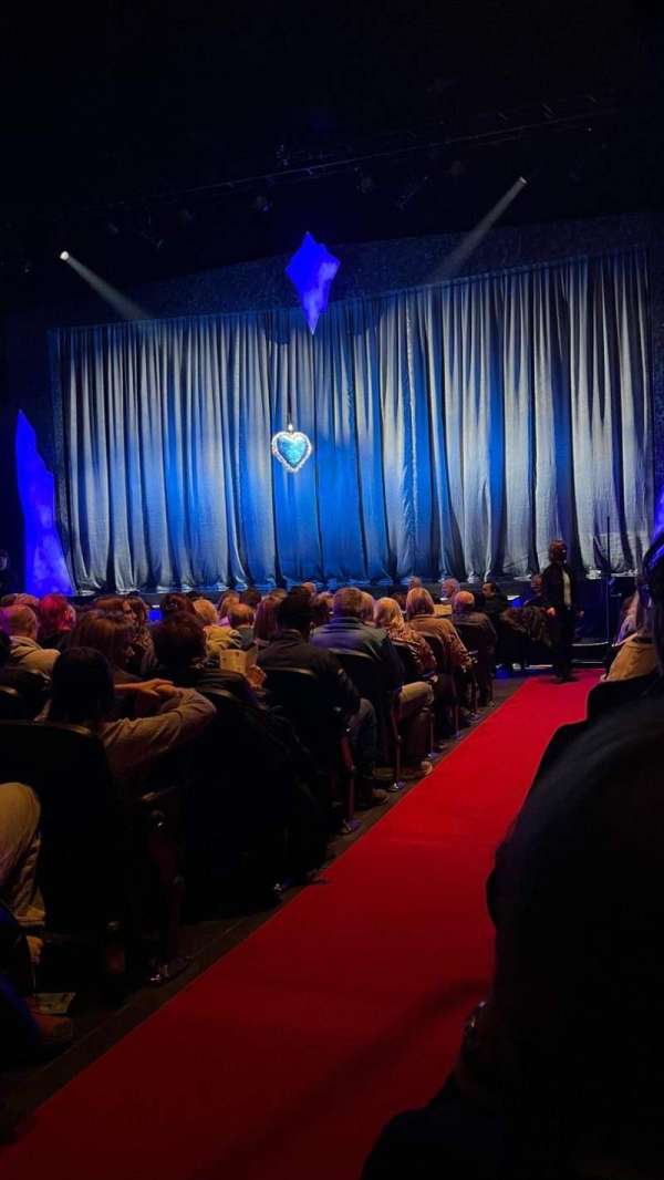 CAA Theatre, section: Orchestra R, row: Q, seat: 4