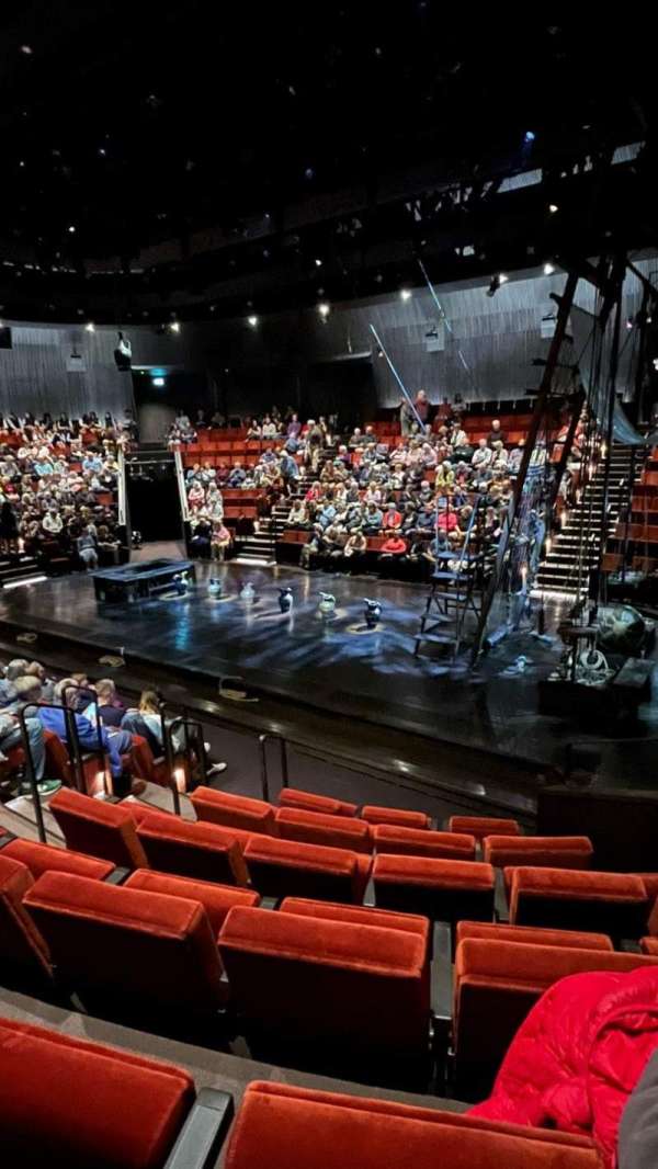 Tom Patterson Theatre, section: Main, row: F, seat: 806