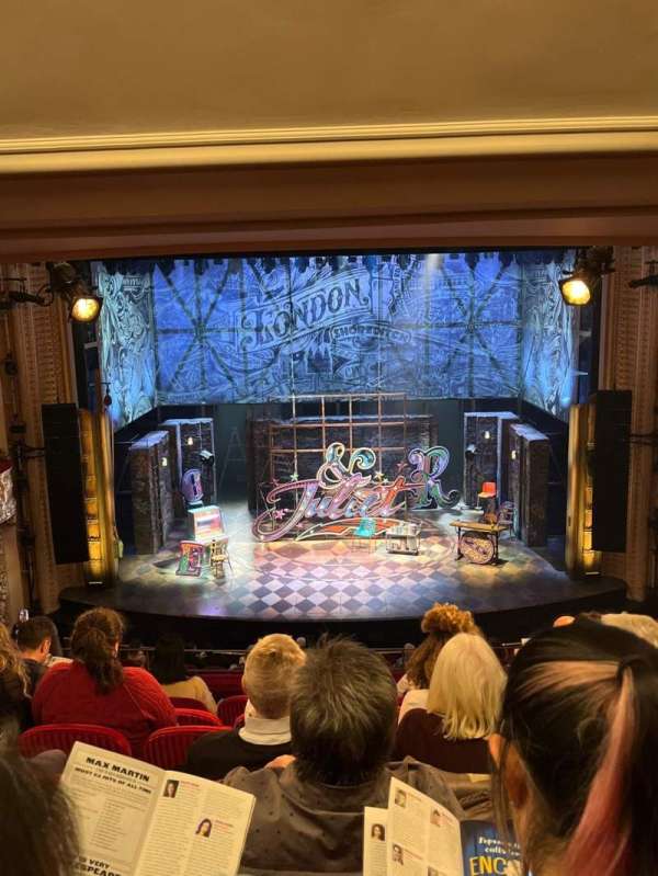 Royal Alexandra Theatre, section: Dress Circle C, row: G, seat: 22