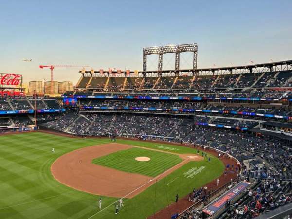 Citi Field, section: 426, row: 1, seat: 14