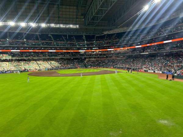 Daikin Park, section: 100, row: 1, seat: 1