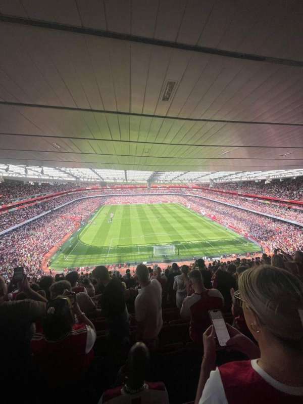 Emirates Stadium, section: 124, row: 24, seat: 932