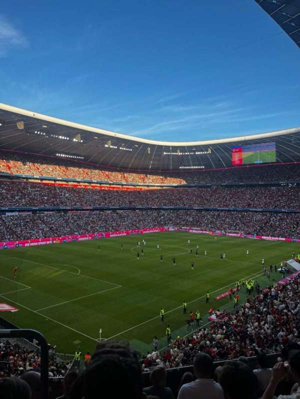 Allianz Arena, section: 245, row: 7, seat: 12