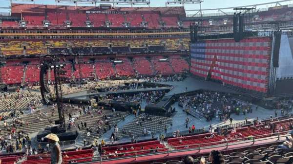 Northwest Stadium, section: 322, row: 9, seat: 16