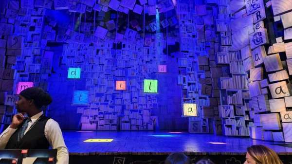 Cambridge Theatre, section: Stalls, row: D, seat: 11