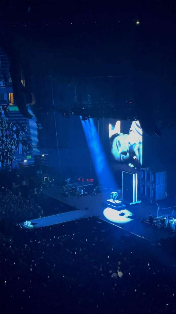 AO Arena, section: 214, row: B, seat: 11
