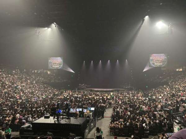 MGM Grand Garden Arena, section: 18, row: R, seat: 12