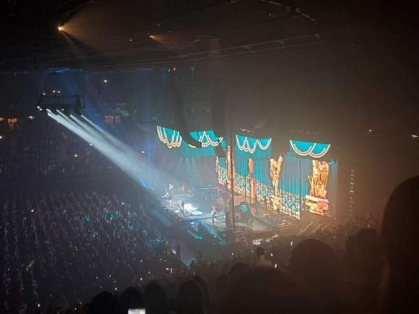 Kia Forum, section: 210, row: 11, seat: 6