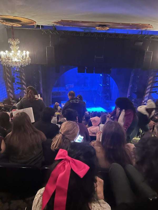 Lunt-Fontanne Theatre, section: Rear Mezzanine LC, row: L, seat: 105