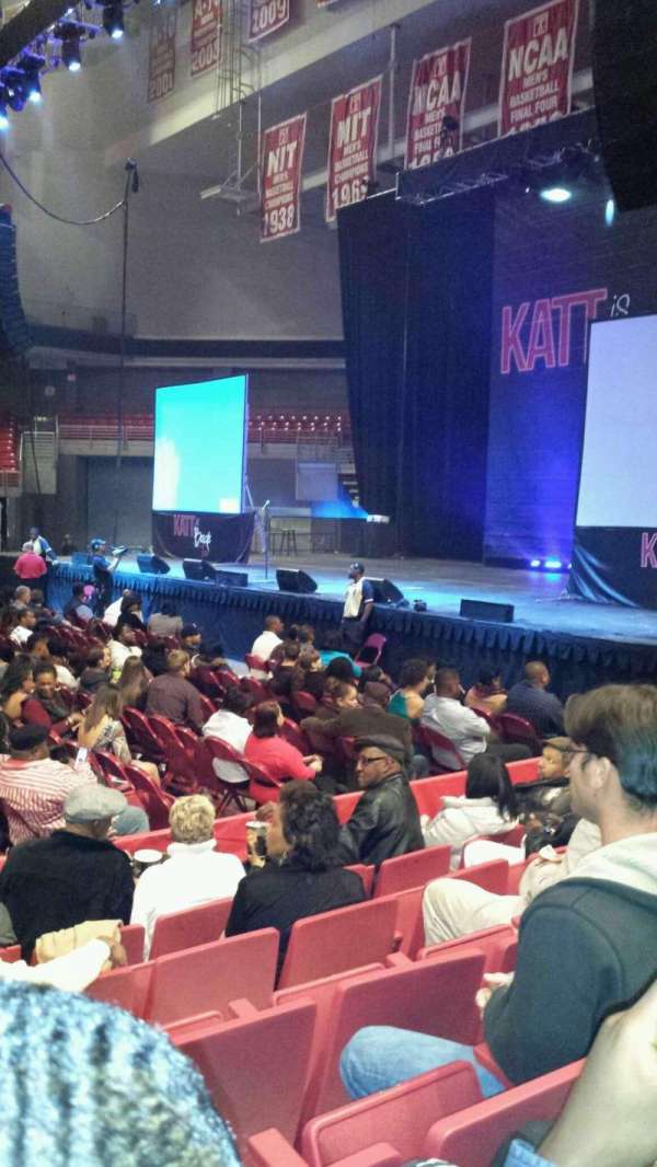 Liacouras Center, section: 102, row: G, seat: 14