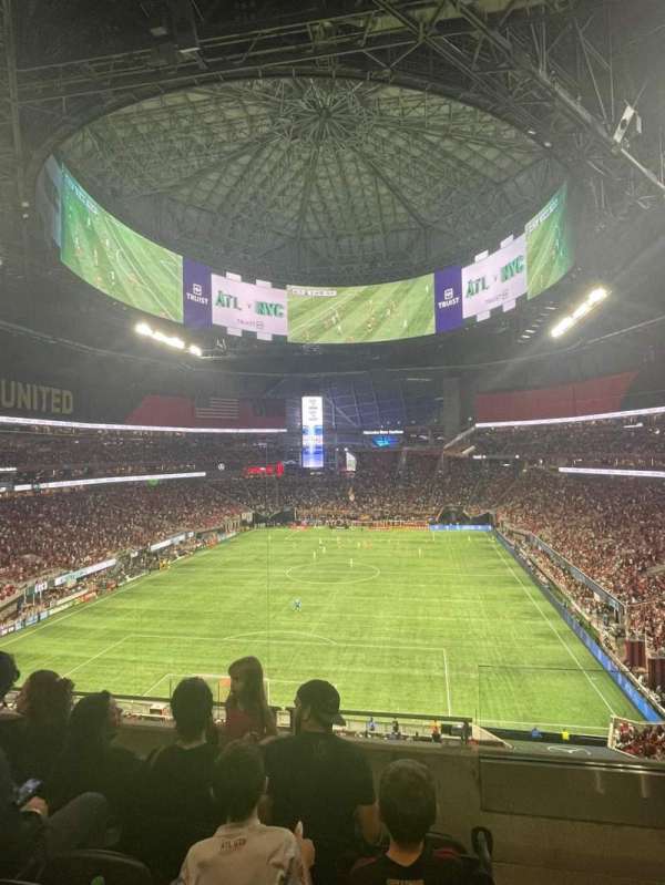 Mercedes-Benz Stadium, section: 223, row: 4, seat: 16