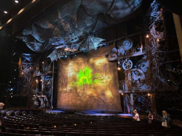 Gershwin Theatre, section: Orchestra R, row: M, seat: 28