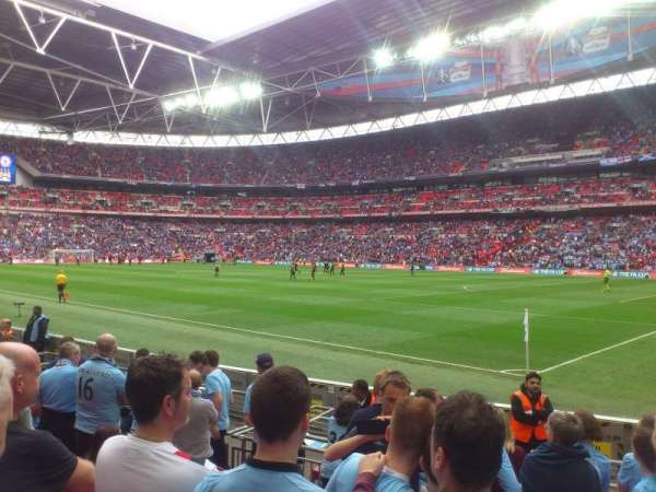 Wembley Stadium, section: 140, row: 8