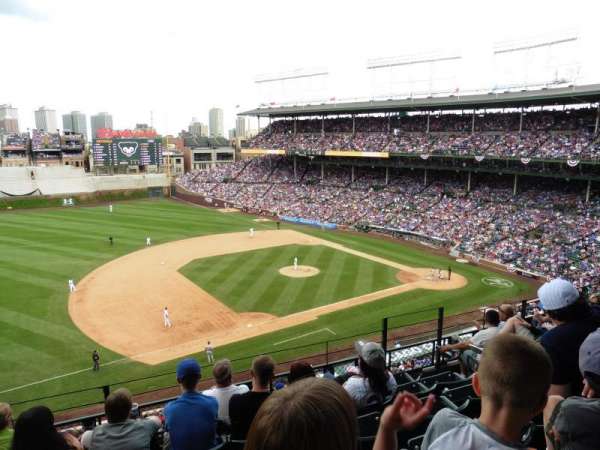 Wrigley Field, section: 308L, row: 6, seat: 17