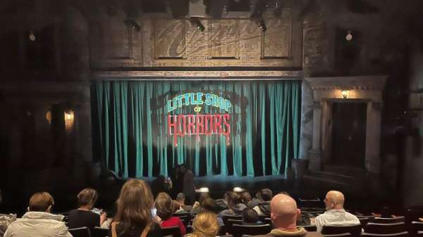 Westside Theatre Upstairs, section: Orchestra C, row: M, seat: 106