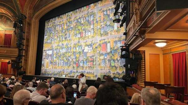 Todd Haimes Theatre, section: Orchestra R, row: J, seat: 20