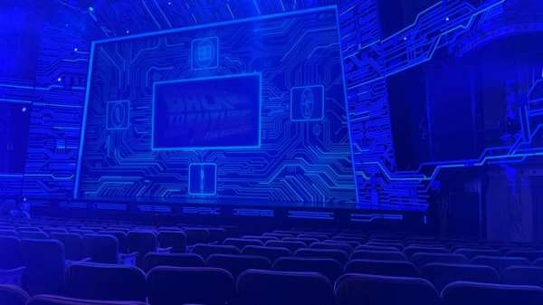 Winter Garden Theatre, section: Orchestra R, row: M, seat: 8