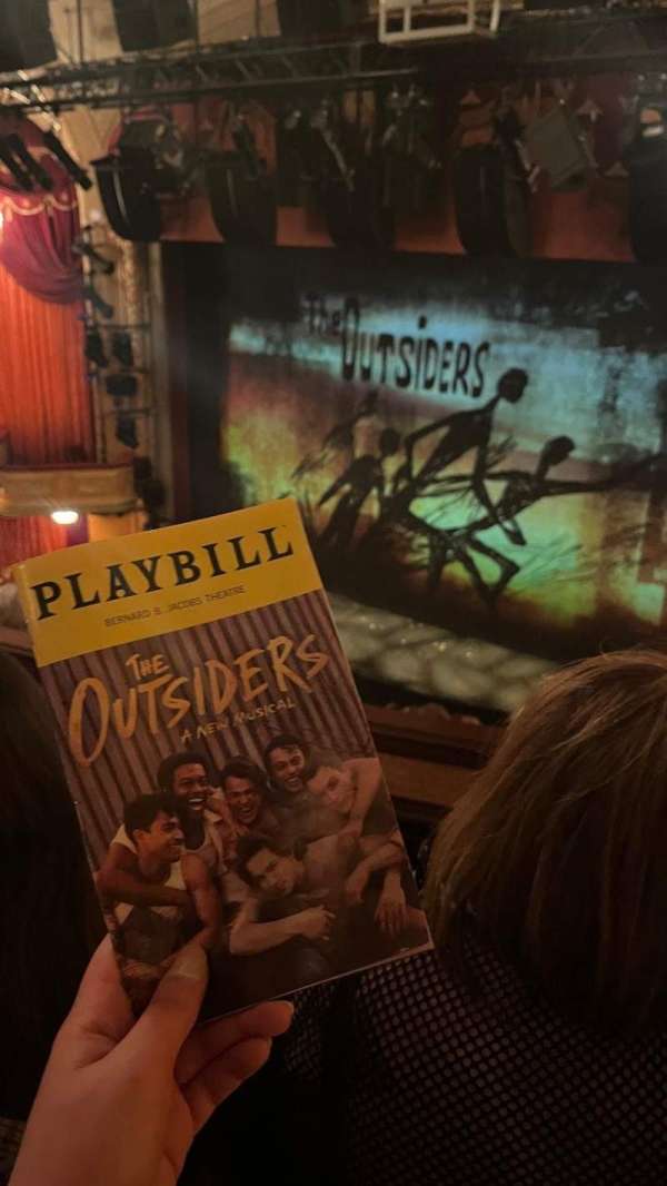 Bernard B. Jacobs Theatre, section: Mezzanine R, row: F, seat: 20