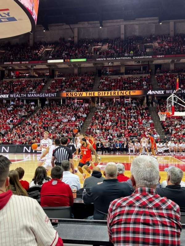 Kohl Center, section: 107, row: A, seat: 8