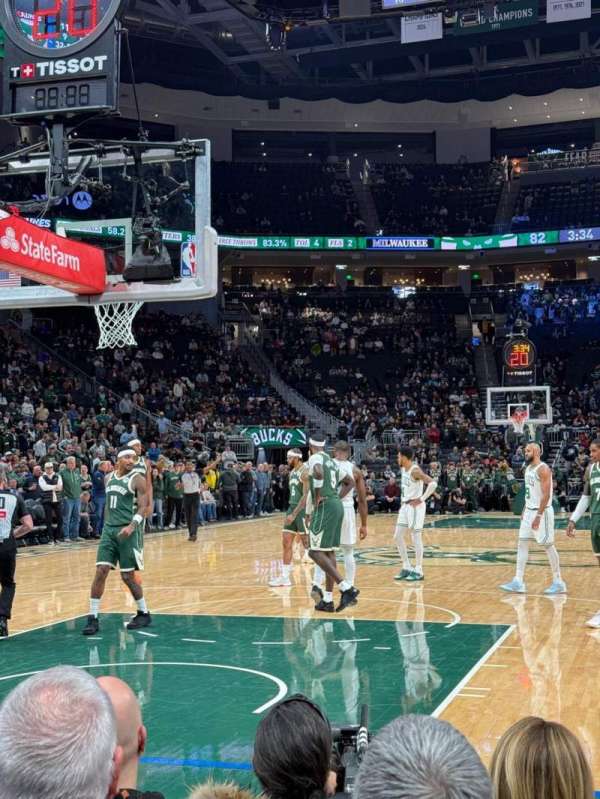 Fiserv Forum, section: 1-BMO, row: FL, seat: 9