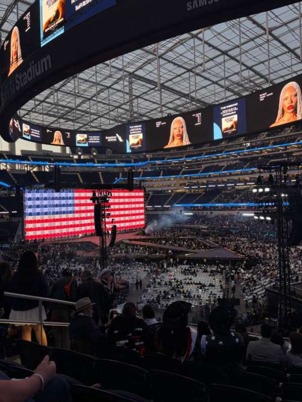 SoFi Stadium, section: 225, row: 8, seat: 17
