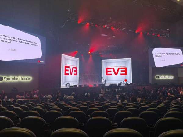YouTube Theater, section: 102, row: L, seat: 10