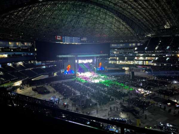 Rogers Centre, section: 532, row: 2, seat: 4