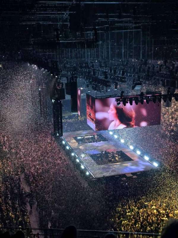 LANXESS arena, section: 618, row: 7, seat: 10