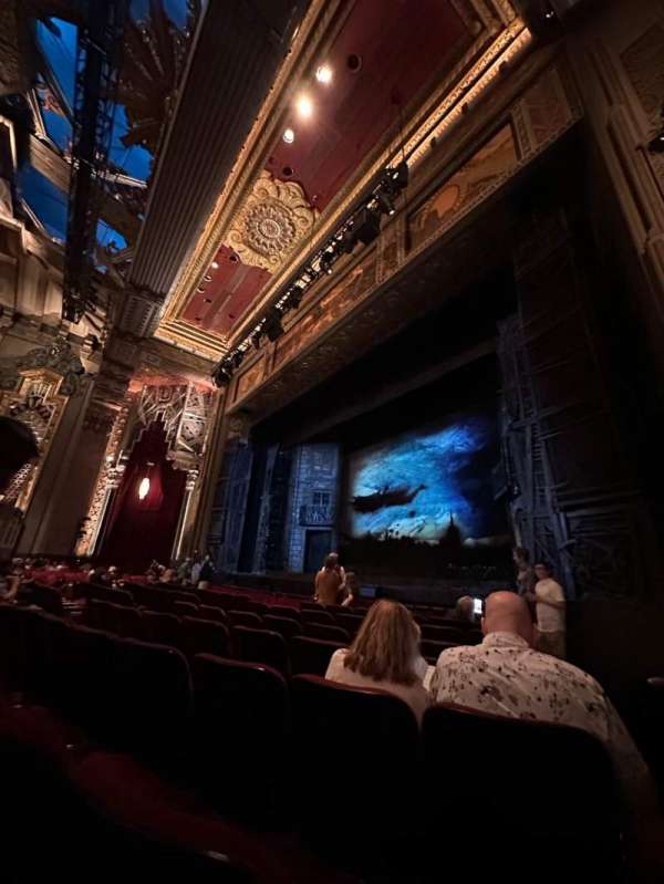 Hollywood Pantages Theatre, section: Orchestra RC, row: G, seat: 211