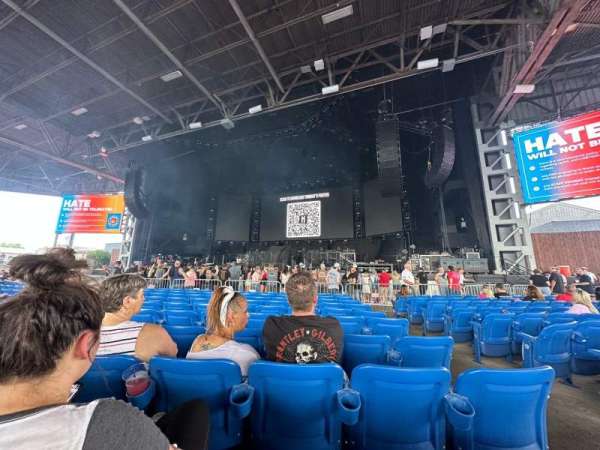 Hollywood Casino Amphitheatre, section: 102, row: O, seat: 42