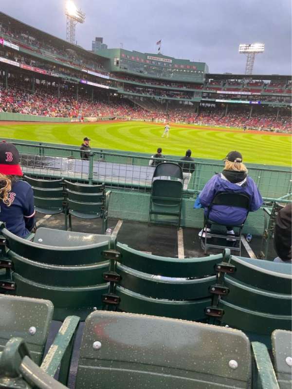 Fenway Park, section: Bleacher 42, row: 3, seat: 9