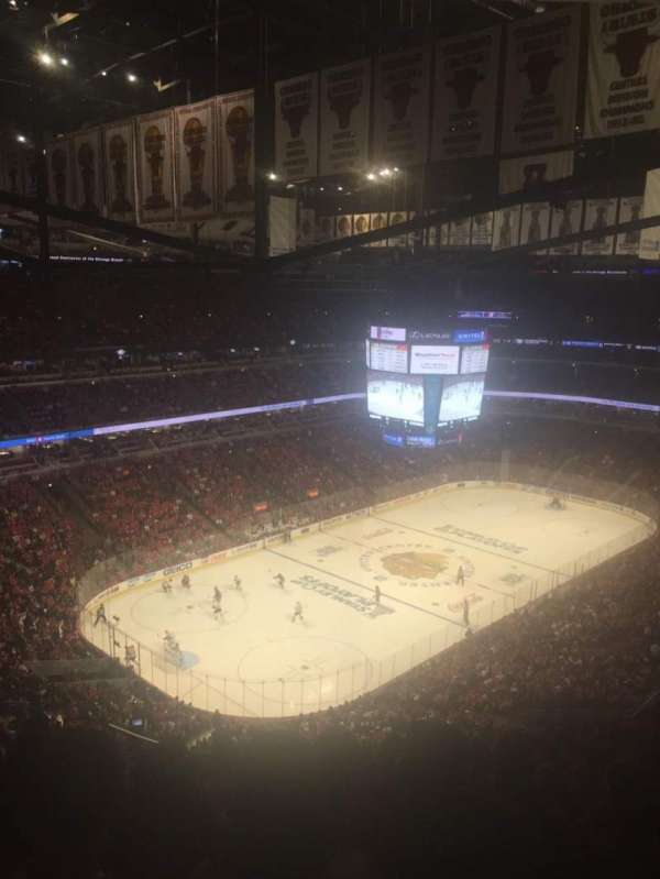 United Center, section: 322, row: 15, seat: 18