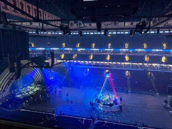 United Center, section: 317, row: 5, seat: 9