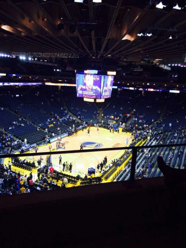 Oakland Arena, section: 222, row: 2, seat: 5