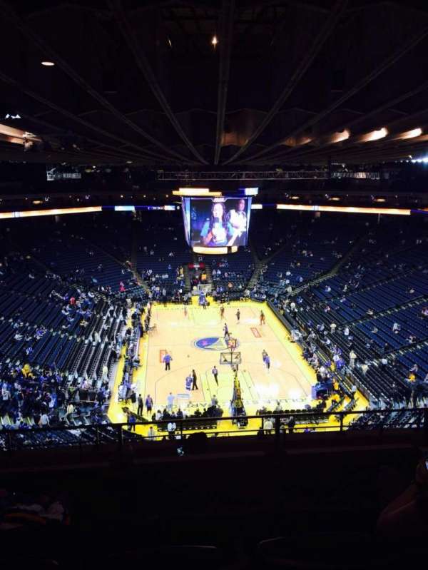 Oakland Arena, section: 225, row: 8, seat: 6