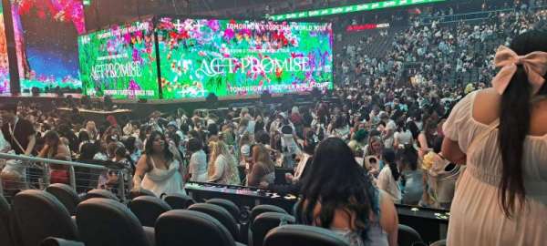 State Farm Arena, section: 117, row: EE, seat: 6