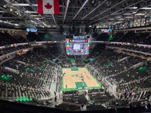 Fiserv Forum, section: 202, row: 7, seat: 4