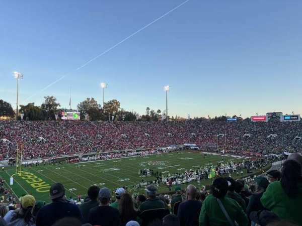 Rose Bowl, section: 15-H, row: 68, seat: 122