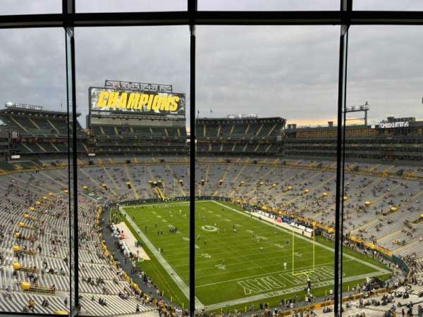 Lambeau Field, section: 688, row: 4, seat: 17