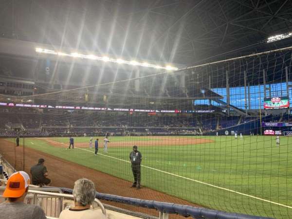 LoanDepot Park, section: 3, row: E, seat: 4